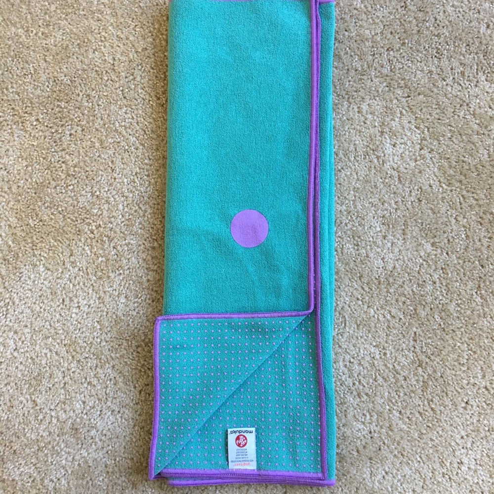 Manduka YogiToes Towel